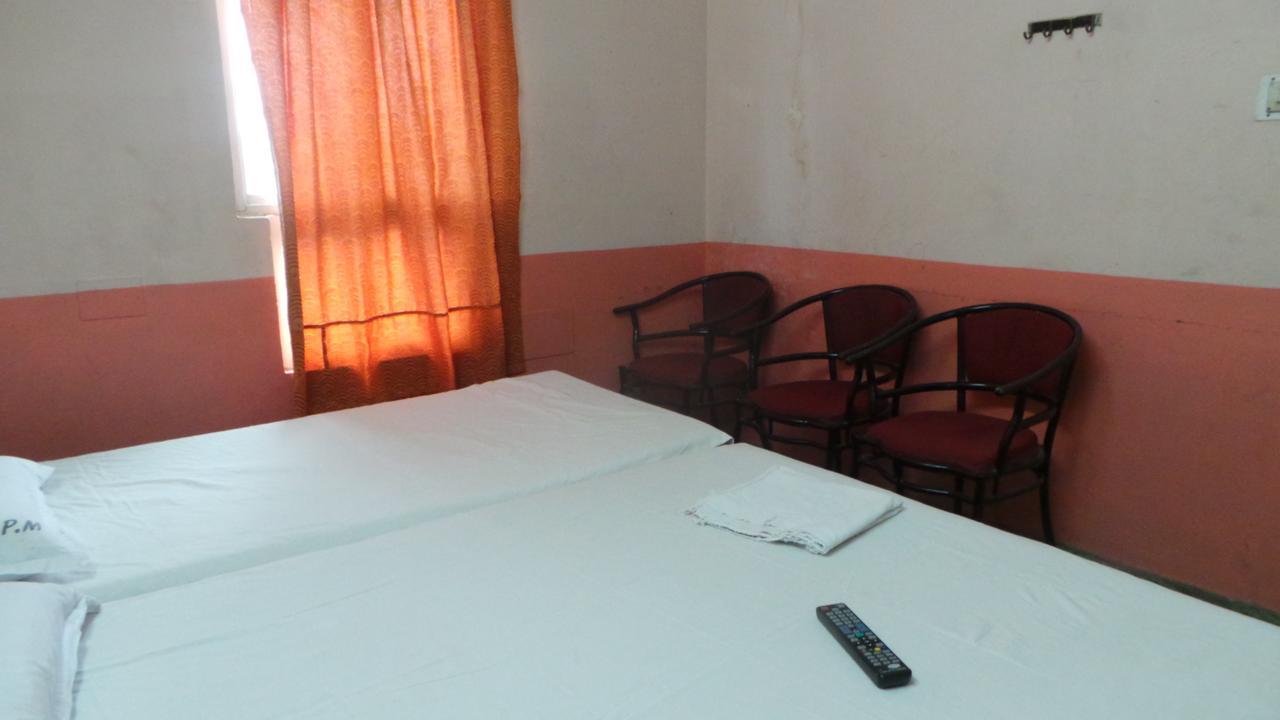 M.P.M. Guest House Puduccseri Kültér fotó
