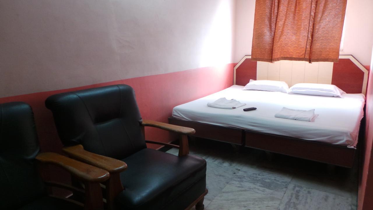 M.P.M. Guest House Puduccseri Kültér fotó